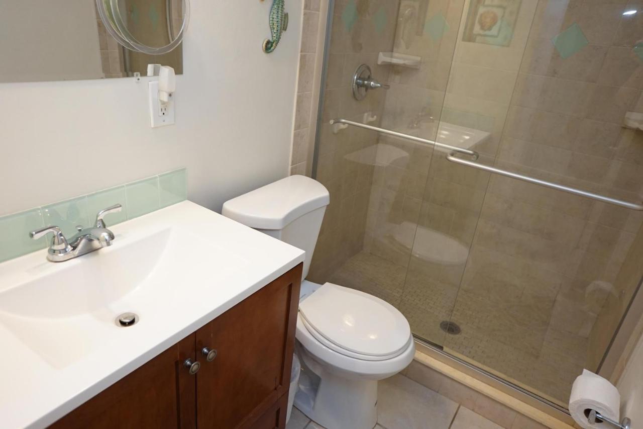 Wow! Updated Oceanfront, Pool Front Spanish Main Condo 45! Cocoa Beach Bagian luar foto